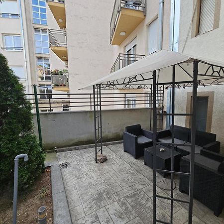 Apartment "Mastef" Belgrád Kültér fotó